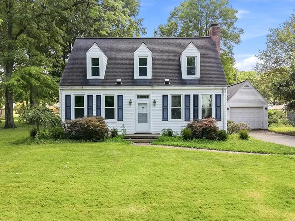 1628 McDowell St, Sharon, PA 16146