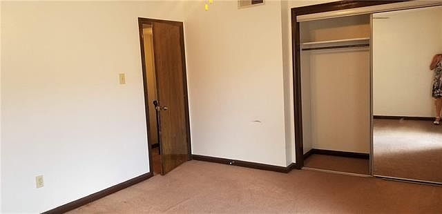 2nd image of 1753 42nd St