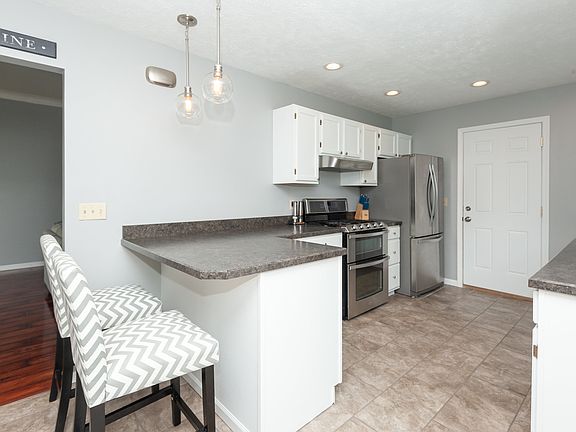 4th image of 22570 Arbor Pointe Dr
