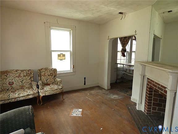 2nd image of 127 New St