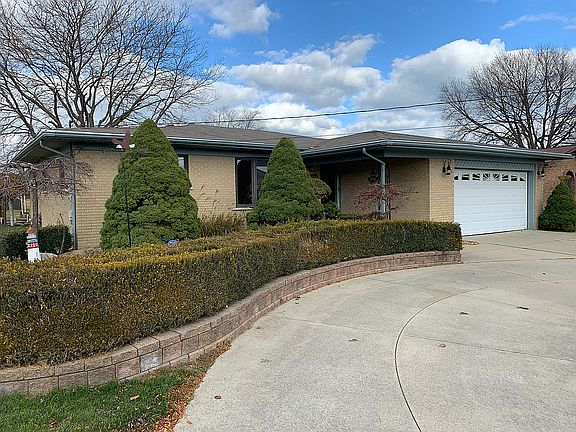 2nd image of 29346 S Seaway Ct
