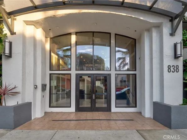 838 Pine Ave Unit 302, Long Beach, CA 90813