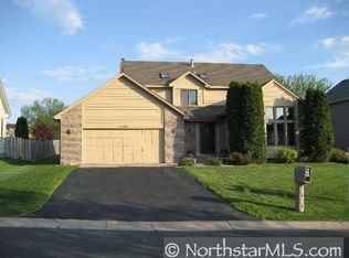15561 Shadow Creek Rd, Maple Grove, MN 55311
