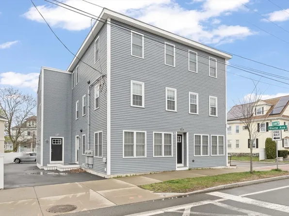 492 Cabot St #1A, Beverly, MA 01915
