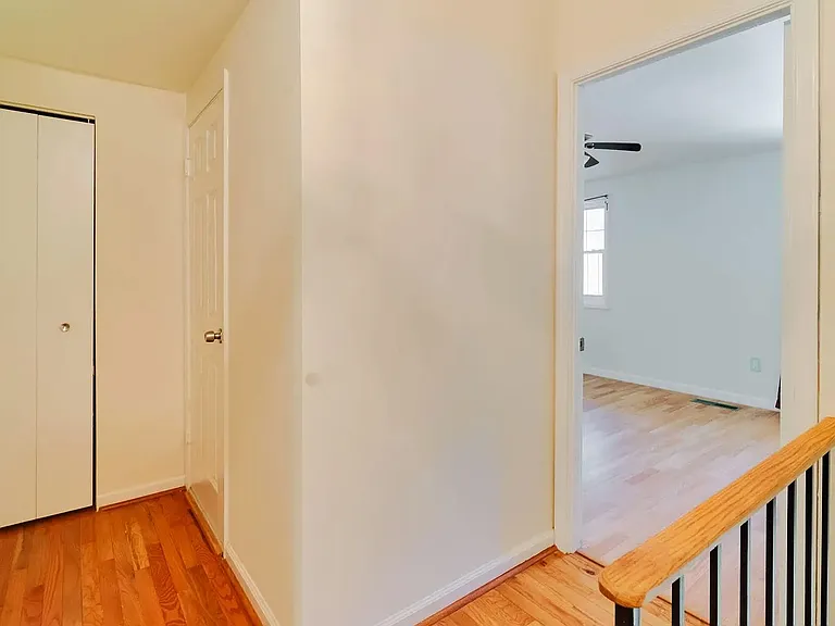 5494 Endicott Ln — Photo 3