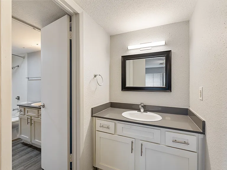 Urban Palms Apartment Homes — Photo 20