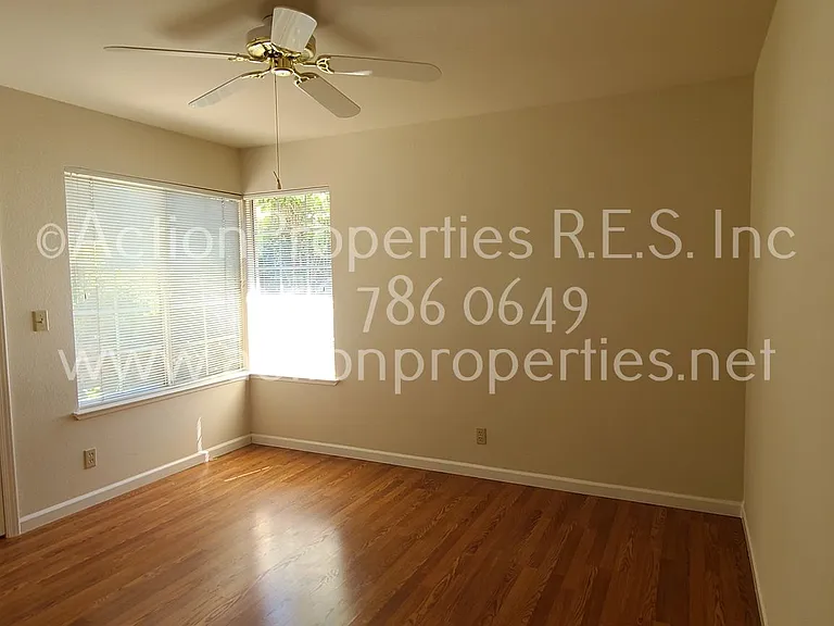 1417 Hurlston Way — Photo 10