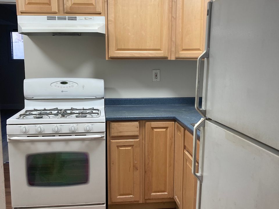 1st image of 497 Mountainview Ave Floor 2