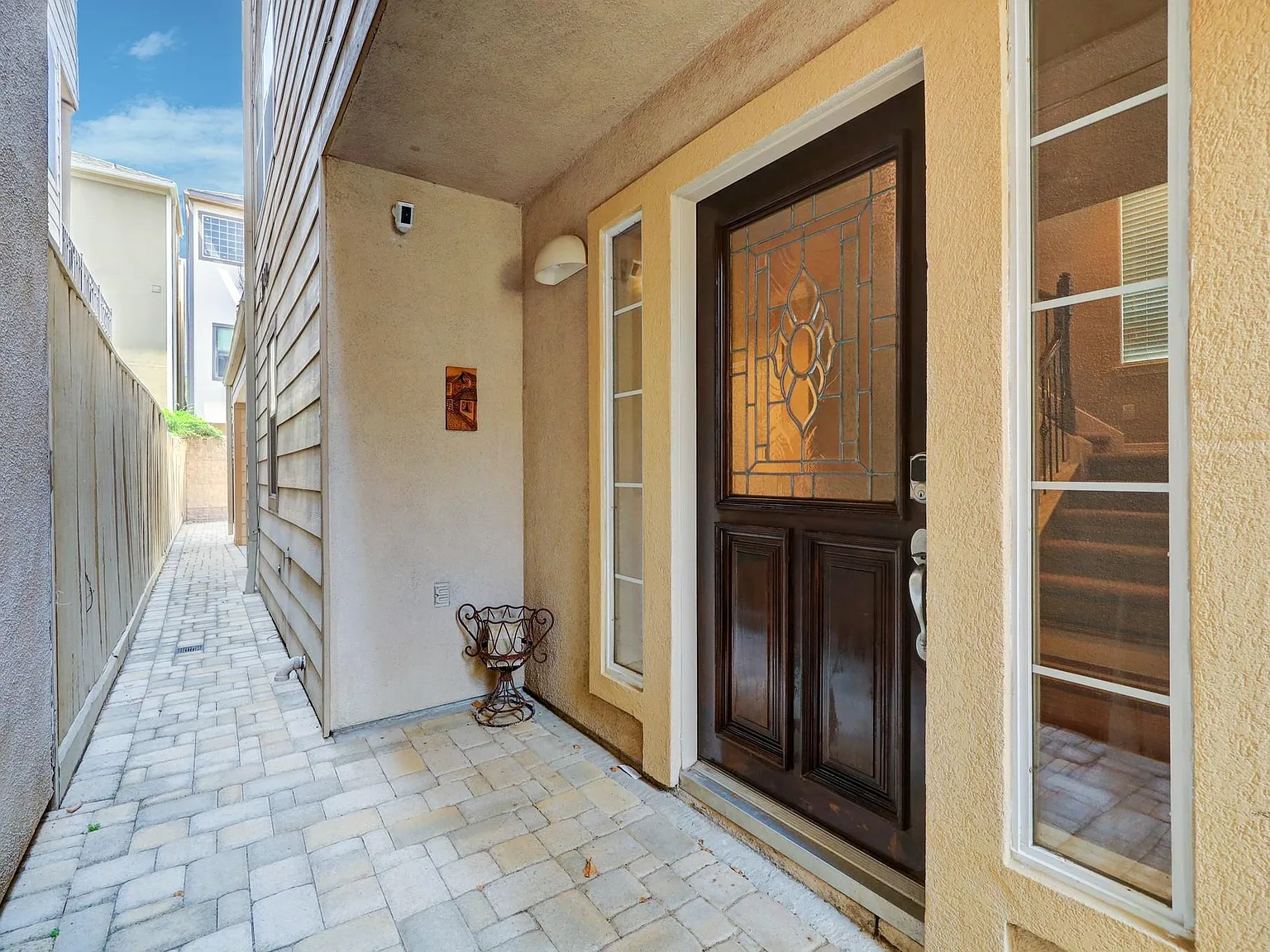 3 bed, 3.5 bath, 2646 sqft, $4,500 — Photo 4