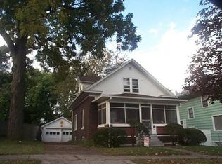 115 Warren Ave, Aurora, IL 60505