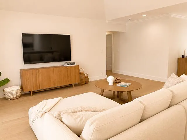 885 Nafa Dr — Photo 35