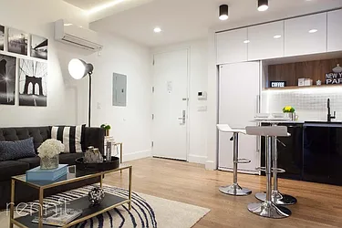 Rented by Rennit Inc.