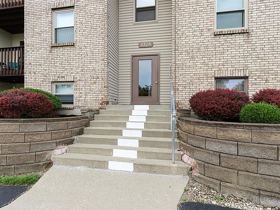 2nd image of 4324 Villa Dr Unit 11