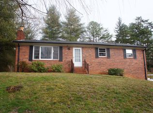 15 Trinity Chapel Rd, Asheville, NC 28805