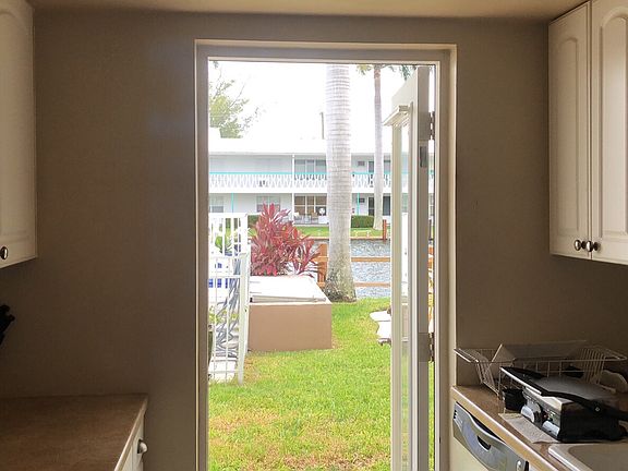 4th image of 2840 NE 33rd Ct APT 5