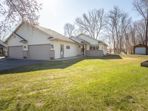 1206 7th Ave E, Alexandria, MN 56308