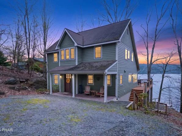 2 Knollwood Rd, Lake Ariel, PA 18436