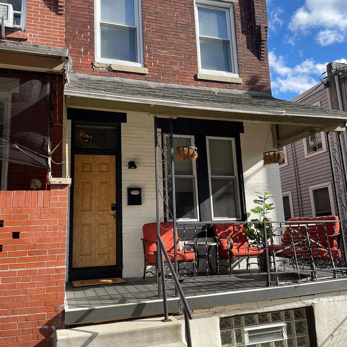 2 bed, 3.0 bath, 1564 sqft, $2,200 — Photo 1