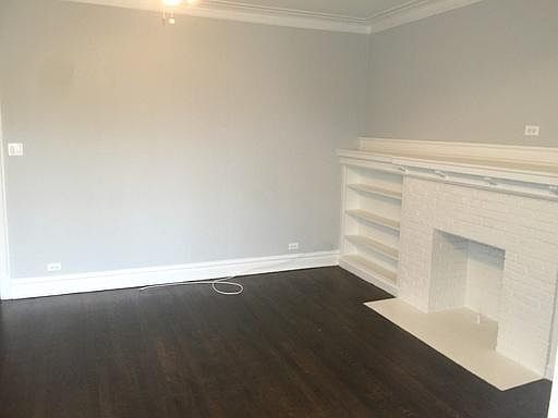2nd image of 3048 W Leland Ave