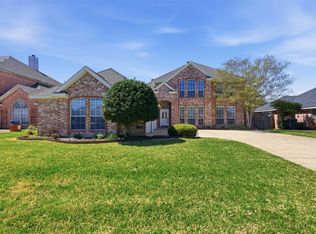 2302 Whisperton Dr, Arlington, TX 76016