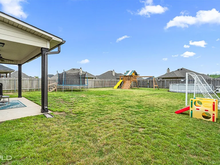 2396 Tallgrass Cir — Photo 21