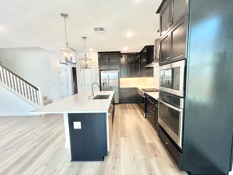339 Glass Beach Dr — Photo 7