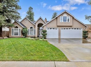 410 Atwood Ave, Exeter, CA 93221