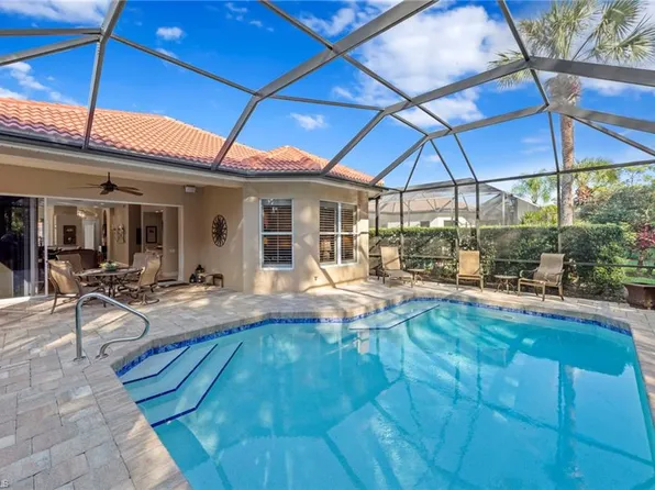 9230 Troon Lakes DR, NAPLES, FL 34109