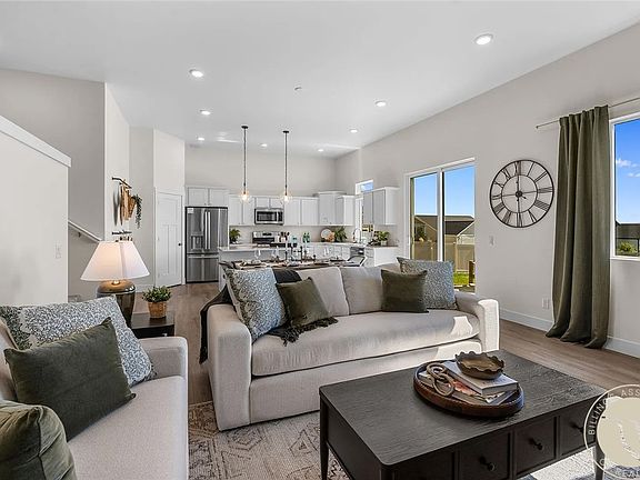 4th image of 7054 Copper Bend Blvd