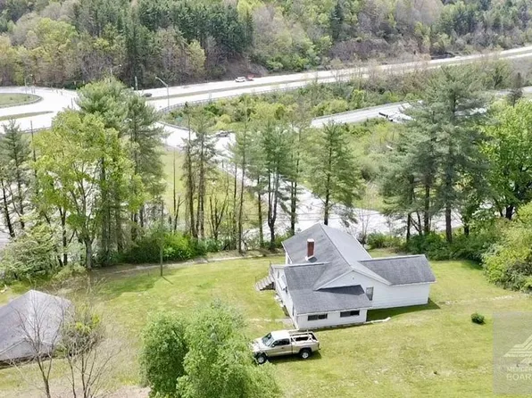 2770 Maple Acres Rd, Princeton, WV 24739