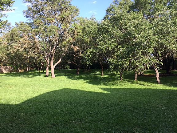 4104 Shadow Oak Lane