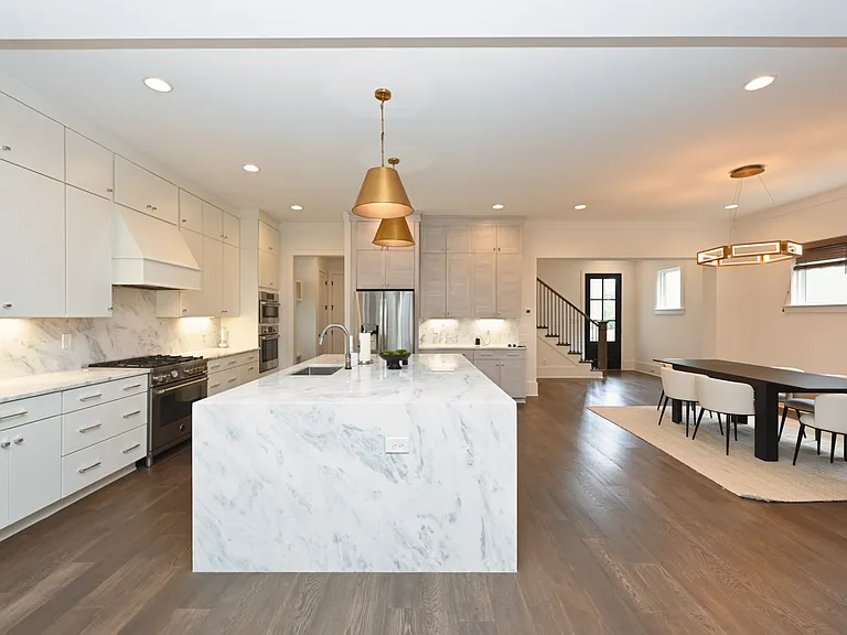 1945B Kimbark Dr — Photo 13