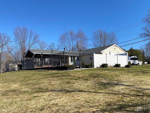 5th image of 15 Eddie Dr