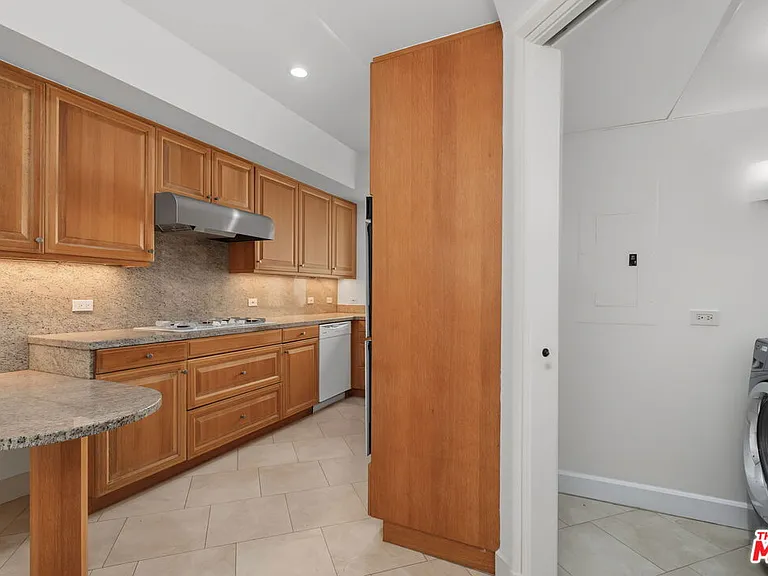 701 Ocean Ave #PHD — Photo 39