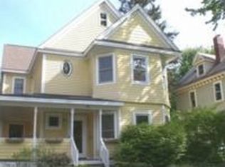 80 Brookes Ave, Burlington, VT 05401