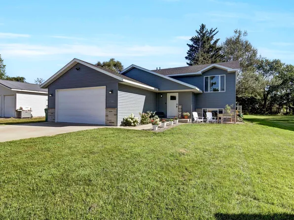 7710 Church St, Clear Lake, MN 55319