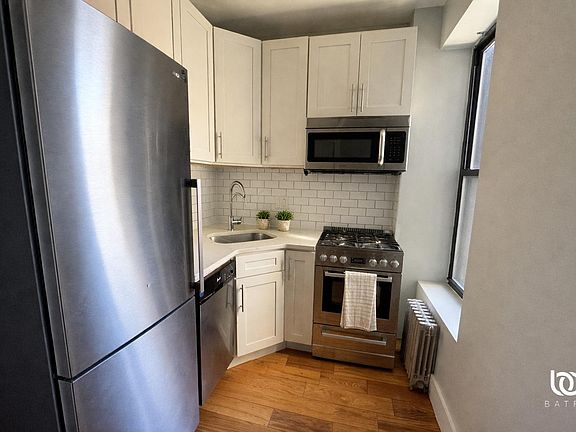 4th image of 175 E 105th St APT 4W