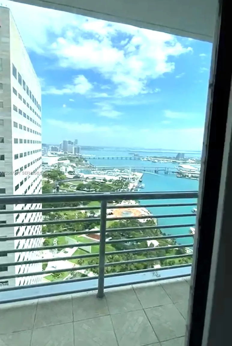 One Miami West Condo — Photo 3