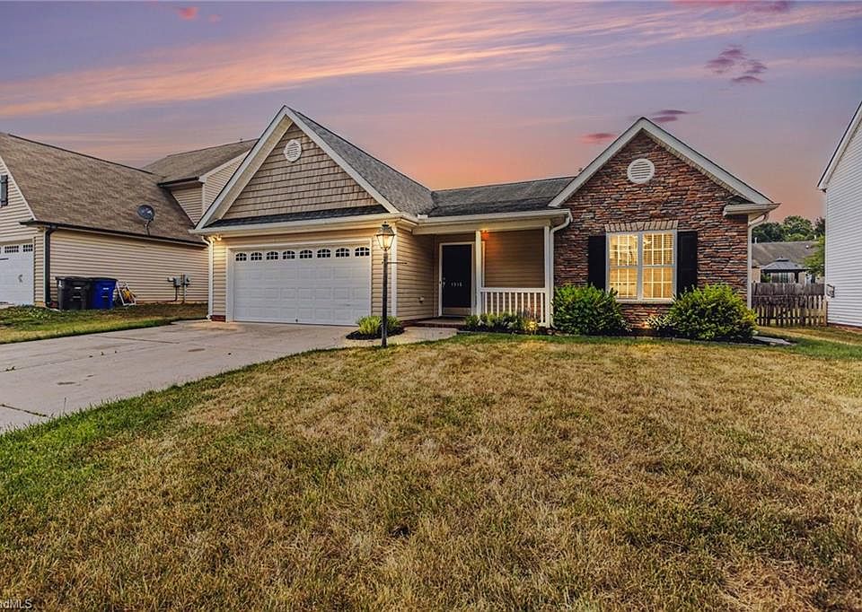 1st image of 1915 Longburn Dr