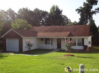 203 Whispering Glen Cir, West Columbia, SC 29170