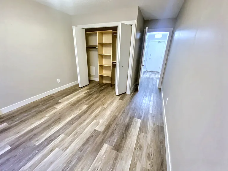 824 13th Ave SW — Photo 32