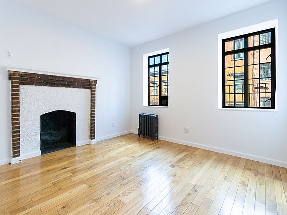 3rd image of 189 W 10th St APT 2b