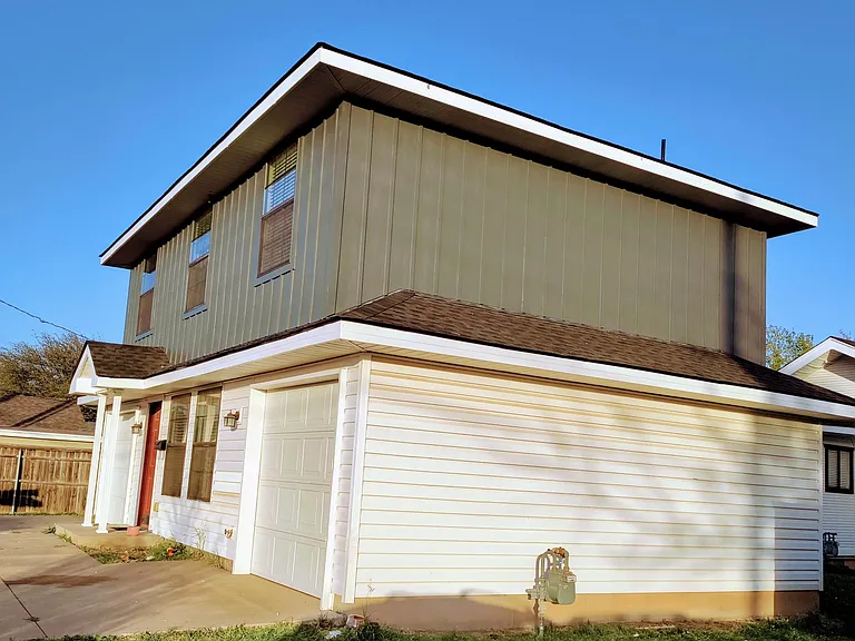 419 W Comanche St — Photo 2