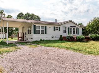 3542 Coopers Ln, Sellersburg, IN 47172