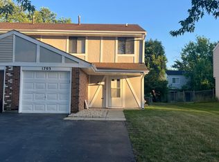 1703 Bell Dr, Hanover Park, IL