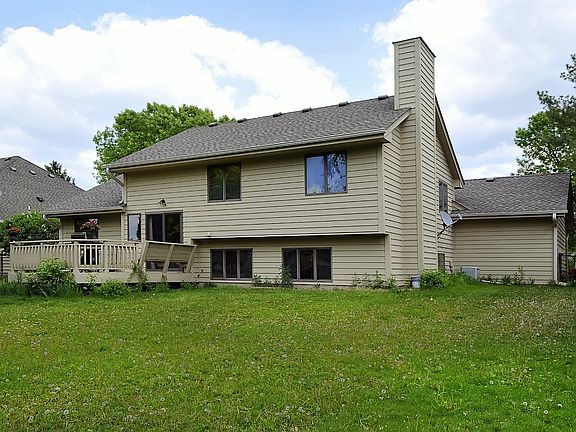 2nd image of 19145 Echo Ln
