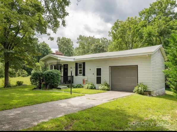 (undisclosed Address), Hendersonville, NC 28792