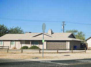 21424 Sitting Bull Rd, Apple Valley, CA 92308