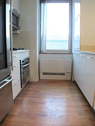 Sold by Manhattan Network Inc.