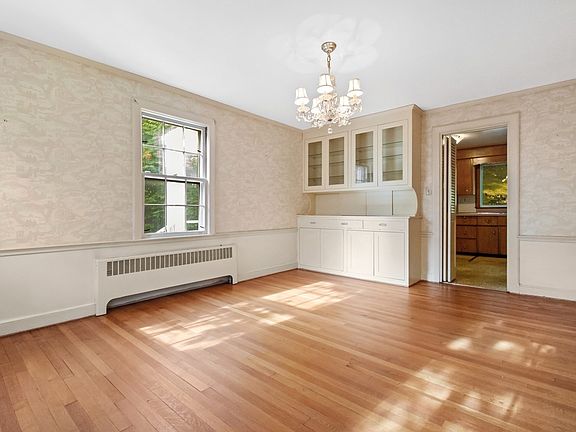 4th image of 25 Arlington St